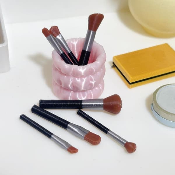 1 sæt 1/12 dukkehus miniature simulation makeup børste penneholder onesize