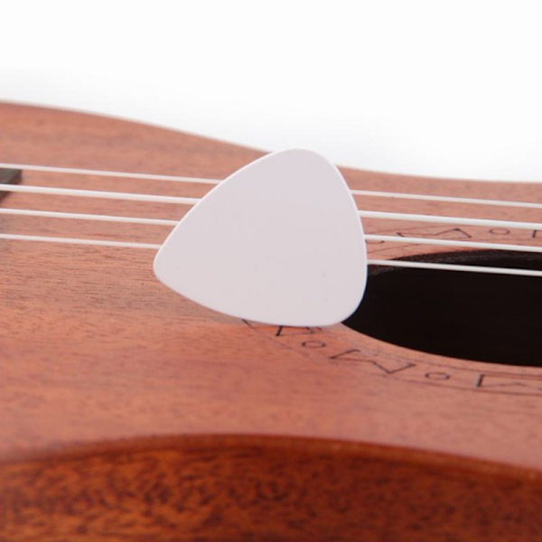 100 st ABS akustisk ukulele bas elektriska gitarrspel Plectrum 100pcs