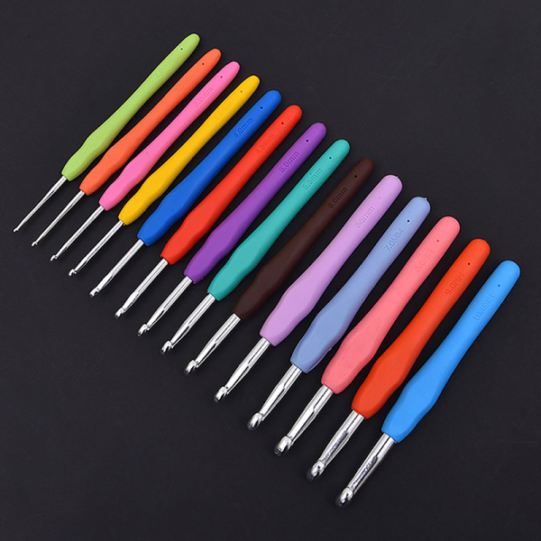 Multi Colors Heklekroker Garn Knitting s 2-8mm Tilfeldige farger Random Color 2.5MM