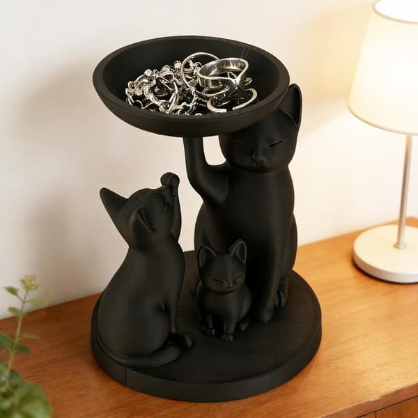 Smykkebakke med sort kat Black