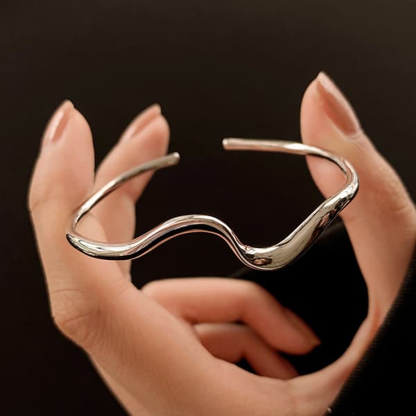 Glansfullt Mobius-armbånd Justerbart Individualitetsarmbånd for menn onesize