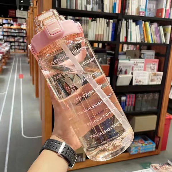 2-liters vannflaske med halm, kvinnelige kanne, bærbare Trave for jenter Pink