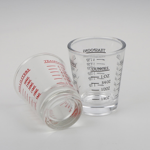 1 kpl 30 ml lasimittakuppi, jossa Scale Shot Glass -nestelasi Red
