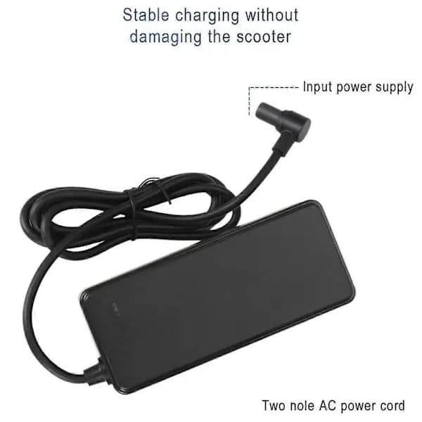 54,6 V 2 A lader/strømadapter for E-Scooter modellene 4 Ultra / 4 Pro (2. generasjon) (EU-plugg)