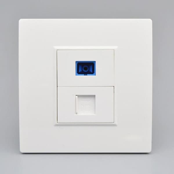 SC fiberoptisk interface – RJ45 vægstik – Flammehæmmende plastforbindelsespanel – Hurtig og nem installation