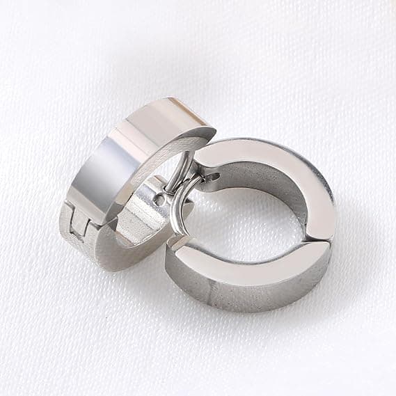 3-par øredobber i rustfritt stål for menn, gull/sølv/svart, hypoallergene, unisex.