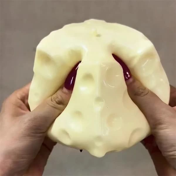Giant Cheese Cube Stress Relief Ball, Stor ostformad klämbar boll, Icke-studsande fingertoppsleksak, ASMR Sensorisk stresslindrande semesterpresent (7cm)