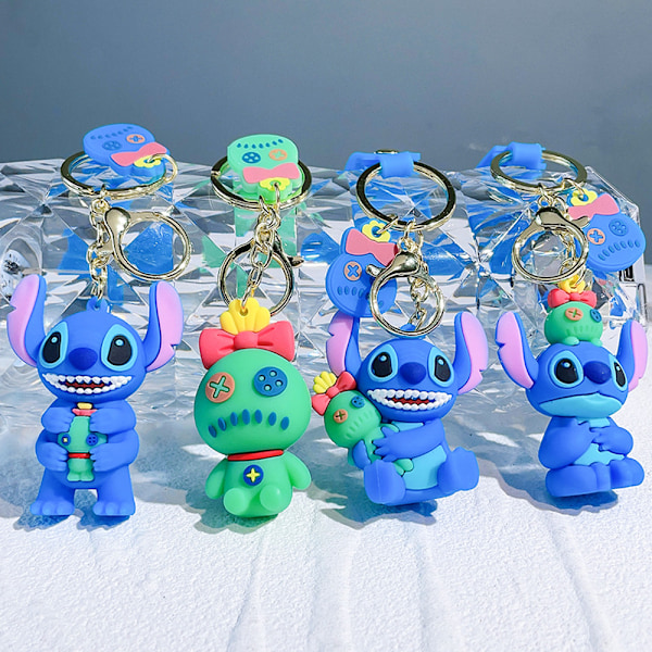 Anime Disney Stitch nyckelring Novell Stitch Hugs Baby Doll