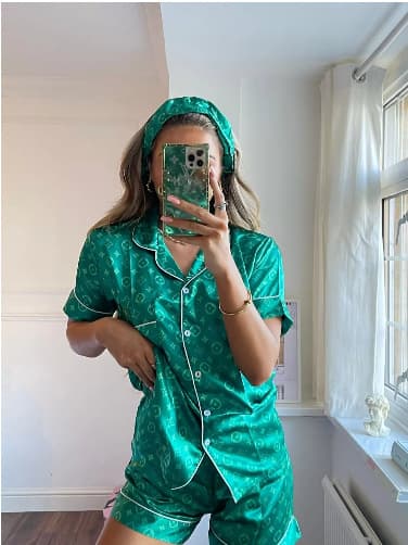 Stilful pyjamasæt (uden tøfler) 6