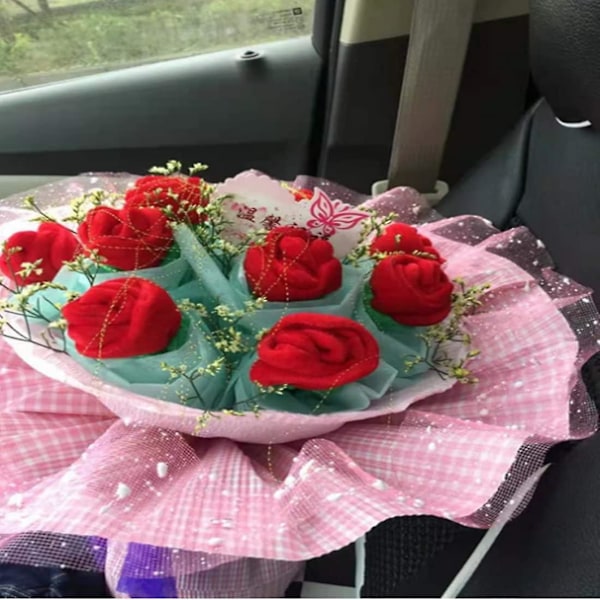 7 stk. Plysj Rose Blomst 12,5 tommer Bøybare Stilker Plysj Bukett Leke Myk Rose Blomst Graduation Morsdag Kjæreste Kone Gave Flerfarget