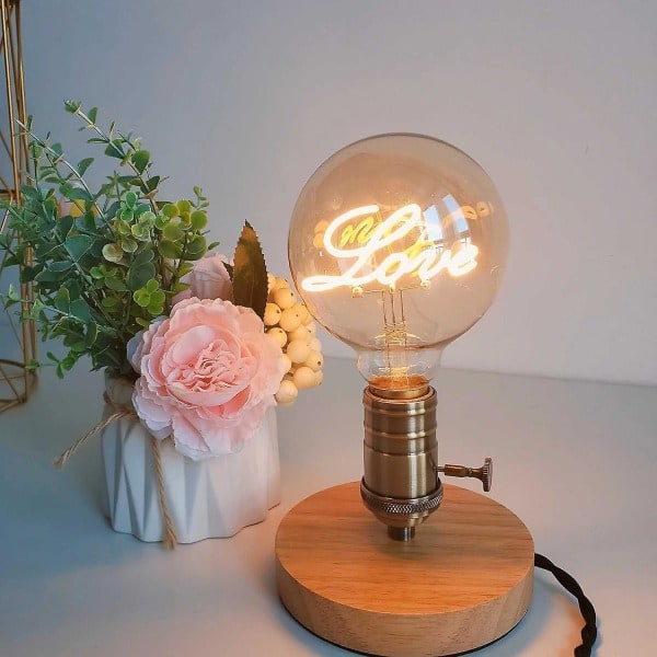G95 LED Pære 4W Dæmpbar 2000 Kelvin 220-240V Edison Dekorativ Pære E27
