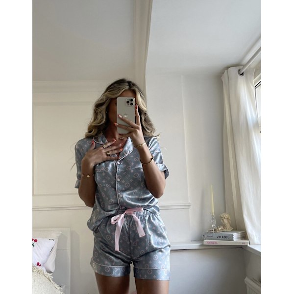 Snygg pyjamasuppsättning (utan tofflor) 8