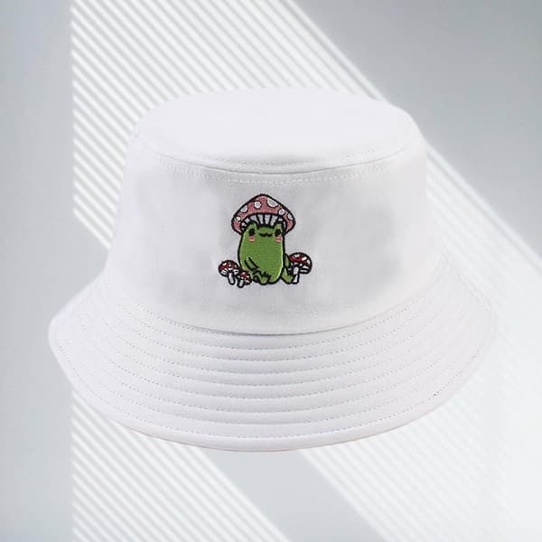 Svampbroderad Bucket Hat Cartoon Solhatt (vit)
