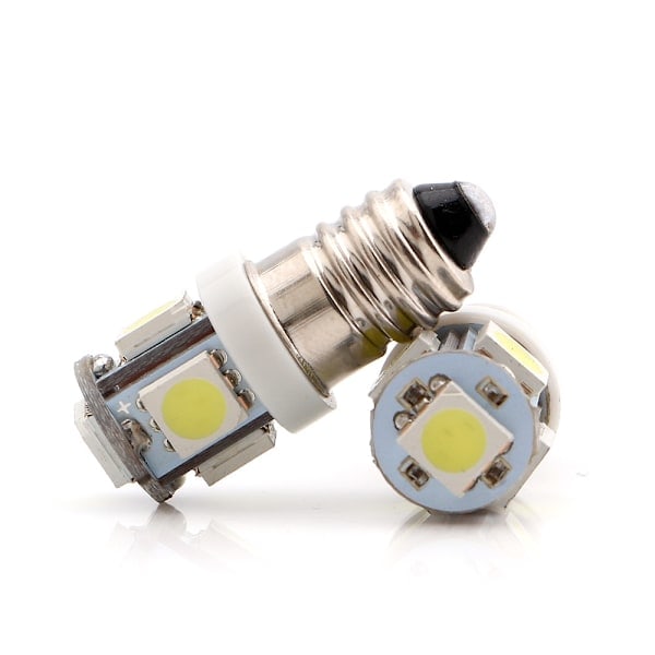 1 solgt i dag, 10 E10 12V Kaldhvit LED Pære 5SMD 0.5W 50LM Lampe