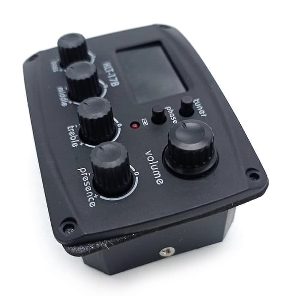 4-bånds forforsterker, equalizer, tuner, piezo-pickup, LCD-skjerm for akustiske gitarer