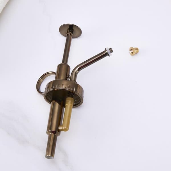 1 sininen kasvisuihkepullo, suihkepullon koko on 8,1 * 15 cm