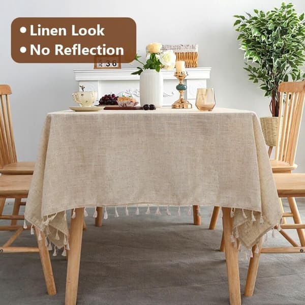Beige flekkbestandig vaskbar duk med dusker. 140x180cm rektangulær bomullsduk. Rektangulær beige flekk