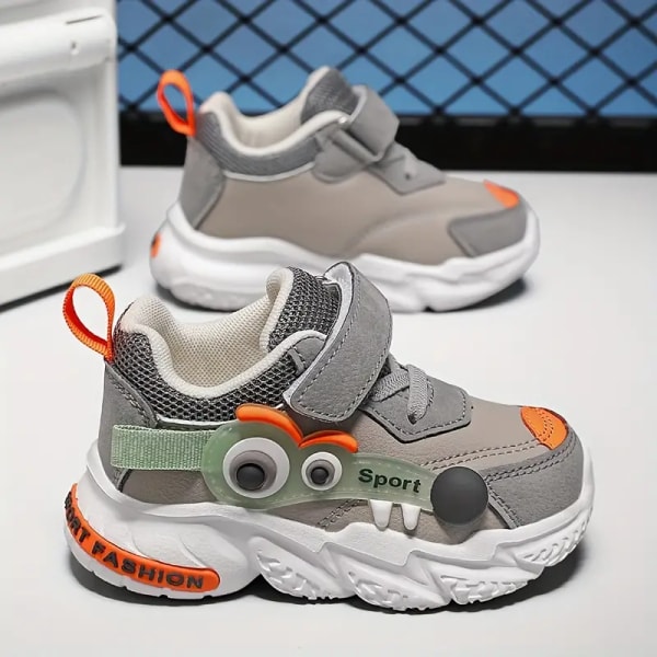 Afslappet tegneserie behagelige sneakers med velcrolukning til baby drenge, lette skridsikre gåsko til indendørs udendørs, alle årstider M838grey 31