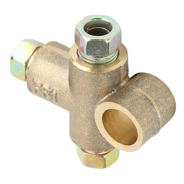 3-tie T-jarruliitin, jossa 3 ulkokierreliitintä M10 3/16\" putkelle, 10 mm