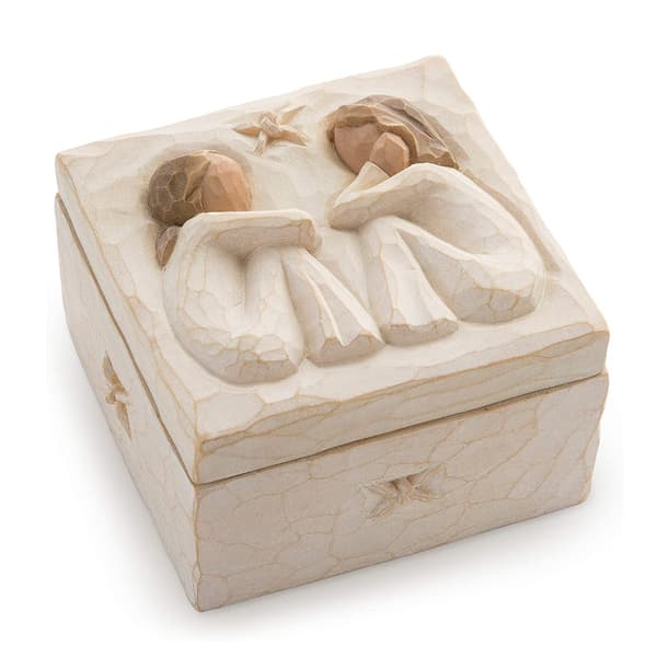 Willow Tree Box, en vennskapsgaveeske, egnet for oppbevaring av smykker og inngraveringer av gode venner.