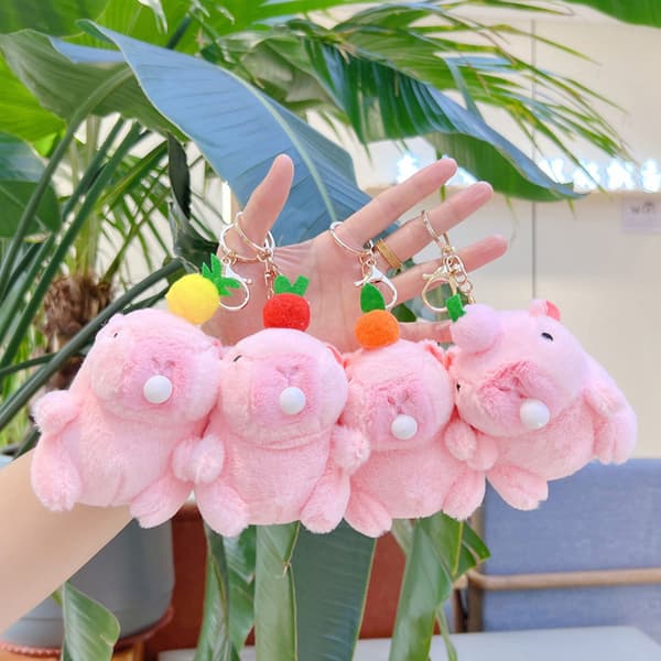 Söpö kapybara-pehmoavainnippu Kawaii-nukkeavainnippu reppuun A2