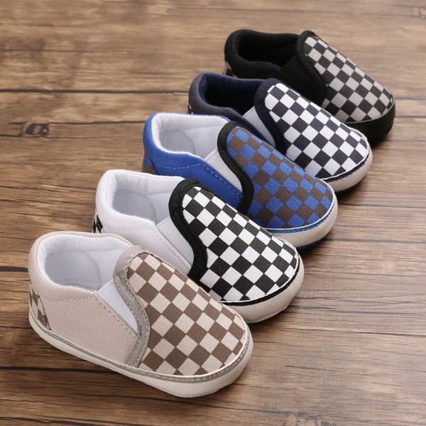 Avslappede og komfortable slip-on sneakers for babygutter, lette sklisikre sko for innendørs og utendørs bruk, vår og høst bule Inner length 12CM