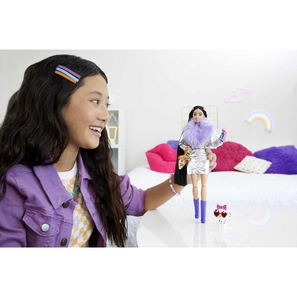 Barbie-nukke, jossa on dalmation pentu ja tarvikkeita Multicolor