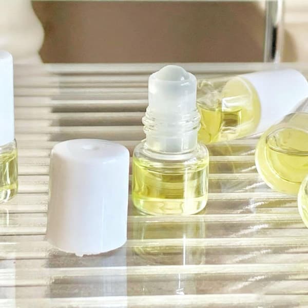 2 ml eterisk olje parfymeflaske i rustfritt stål og glass med rulle 5PCS