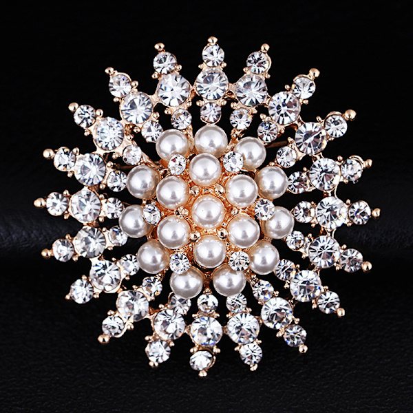 Rhinestone blomma broscher pärla klassiska brosch nålar kvinnor smycken One Size