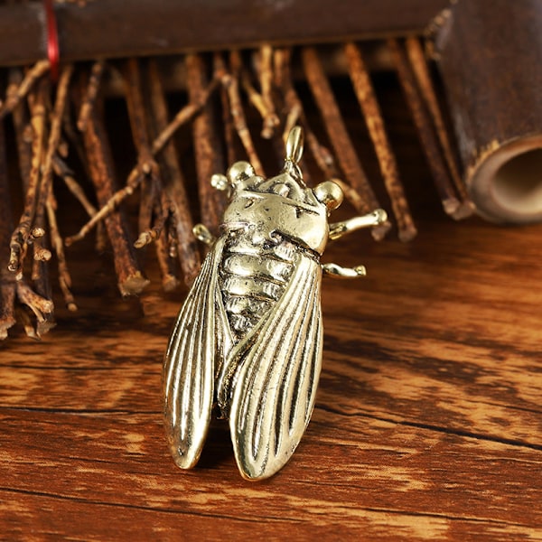 Imitation Brass Cicada Casting Statue Mini Animal Metal Figurin one size