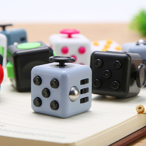 Ralix Fidget Cube Toy Relief Fokus Oppmerksomhet Arbeidsoppgave Black onesize