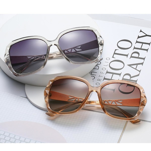2020 nye elegante og sjenerøse polariserte solbriller for damer Modifiserte briller Kjørespeil Fotobriller 2289 Grå (FMY)