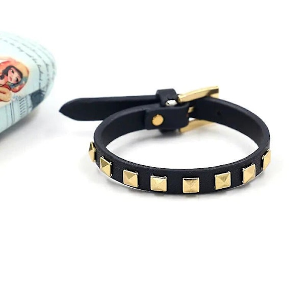Armbånd Kvinder Mænd Kunstlæder Wrap Stud/nitter Mode Farve Charm Armbånd Guld Firkantede Nitter Punk Stil Armring (FMY) Black CHINA