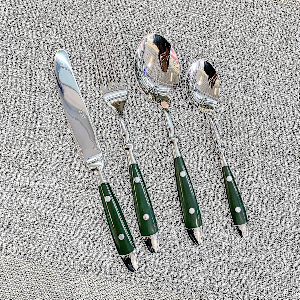 Klassisk elegant harpiksnagler håndtak stil rustfritt stål vestlig bestikk 4 i 1 sett delikate redskaper servise for hjemmet (FMY) Green