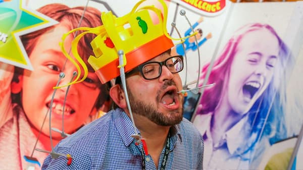 Snurrande krona Mathatt brädspel chow crown Musik Snurrande krona Mathatt (FMY)