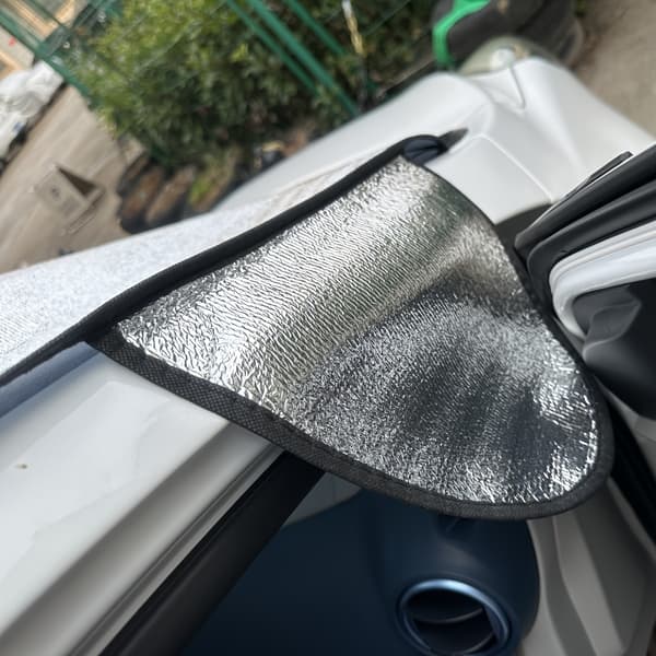 Vinter Vindruteskydd för Is och Snöfrost med Torkarbladstäckning, Snöröjning Vindruta Snöskydd för Alla Väder, Utomhus Vikbart (FMY) Silvery White 1