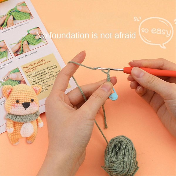 Komplette heklesett for nybegynnere, gjør-det-selv-skjerf Shiba Inu heklesett med strikkemerker Enkel garnball, instruksjon (FMY)