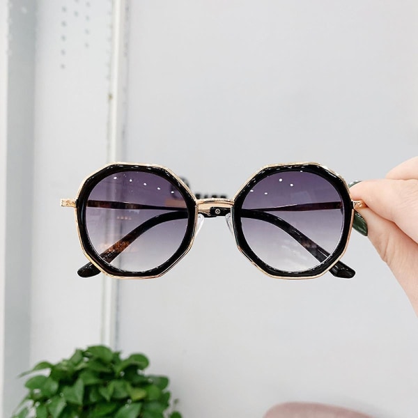 Uregelmessige kvadratiske solbriller for kvinner-inspirerte stilskygger (FMY)