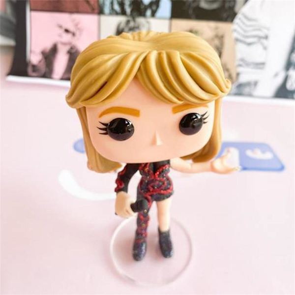 Taylor Swift Figurer Dukker Sød Harpiks Statue Figur Have Hjem Dekoration Håndværk Fans Gave (FMY) B