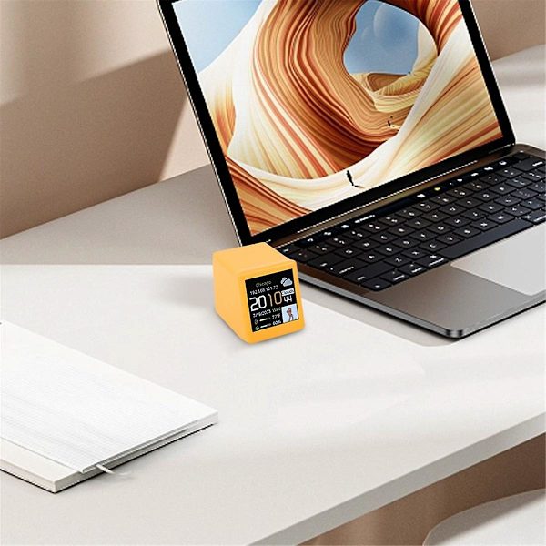 Smart Wifi Værsentral Klokke DIY Søte GIF Animasjoner Skrivebordsdekorasjon Elektronisk Album Funksjon Mini Klokke A (FMY)