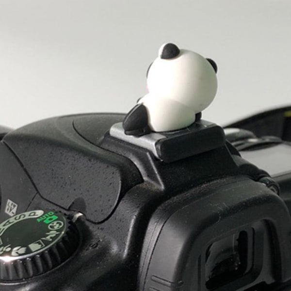 Sarjakuva Panda Hot Shoe cover Canon Nikon Fujifilmille Samsung Panasonic Leica (FMY)