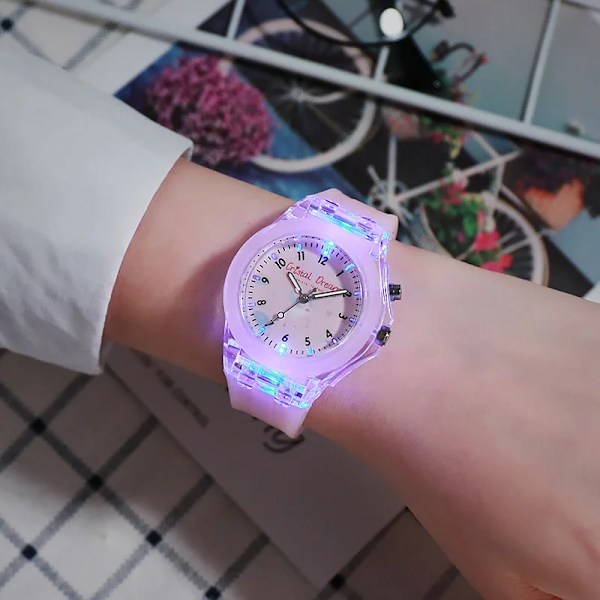 Nya Sport Barnklockor För Flickor Pojkar Present Personlig Klocka Lättläst Barn Silikon Flash Quartz Armbandsur Reloj Infantil(FMY) White