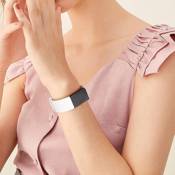 Udskiftningsarmbånd til Fitbit Charge 4 (FMY) White
