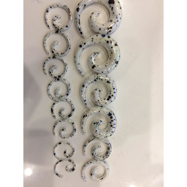 18 st/set Akryl Spiralformade Koniska Öronutvidgare Öronutvidgare Snigel Sminktillbehör (FMY)