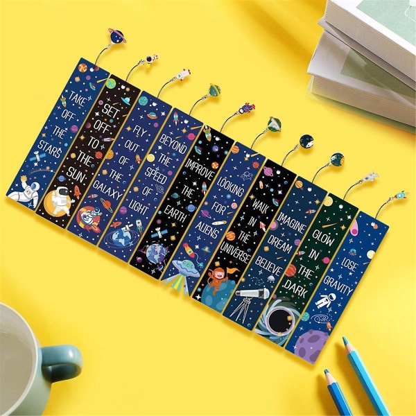 10 st rymdskeppstema bokmärken med metallberlocker Planetfärg Inspirerande citatkort för barn Pojkar Flickor (FMY)
