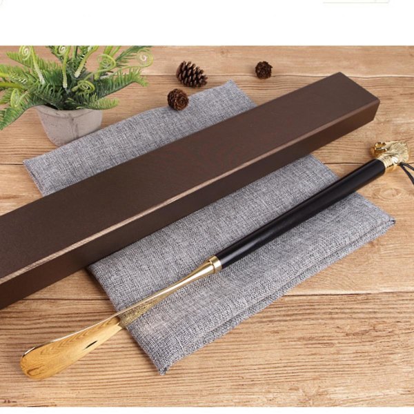 32CM korkealaatuinen Upscale Extended pitkä kahva kenkälusikka senioreille raskaana oleville naisille ja kaikille ihmisille kenkälusikan käyttöönMusta  (FMY)