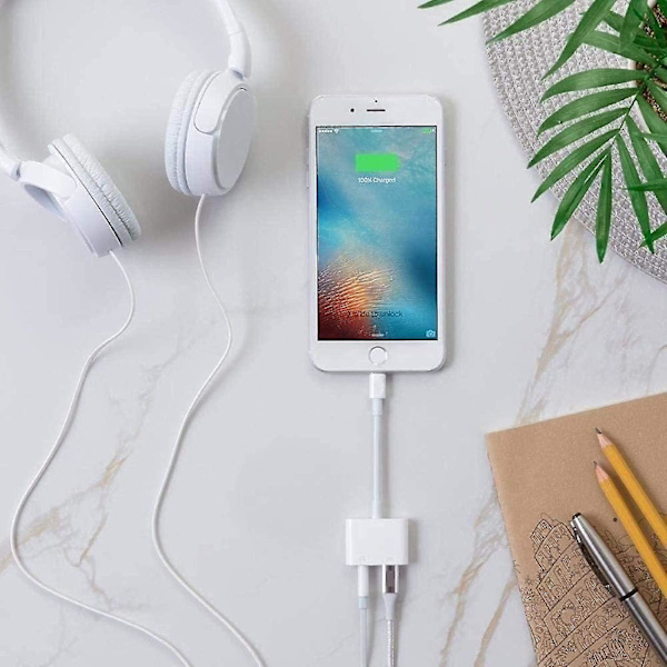 2-pak iPhone Hovedtelefonadapter, 2-i-1 Lightning til 3,5 mm Lyd + Oplader