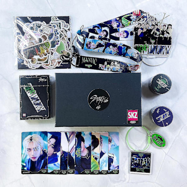 Stray Kids New Maxident Box Set Kpop-tuotteet, kuvat, kaulakoru ja avaimenperä Skz-faneille (FMY) C