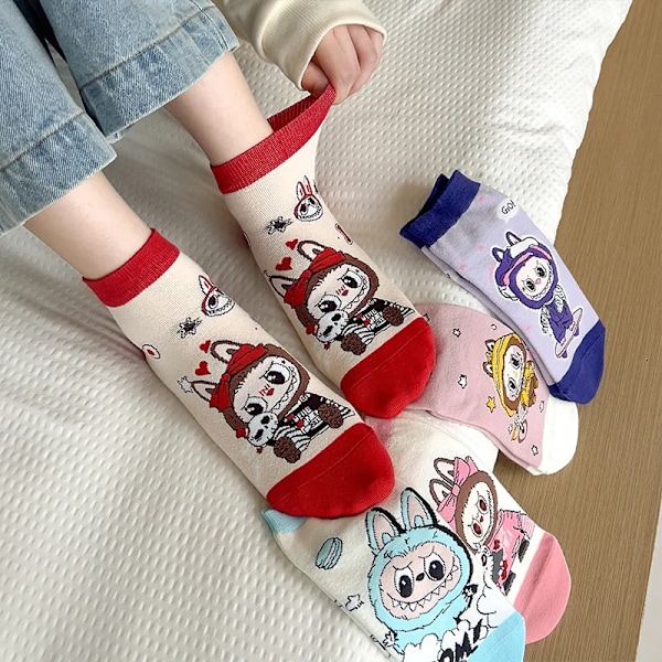 Labubu Nya Korta Strumpor för Pojkar Flickor Tecknade Söta Strumpor Mode Damstrumpa Höst Vinter Harajuku Kawaii Strumpor Barn Presenter(FMY) 1