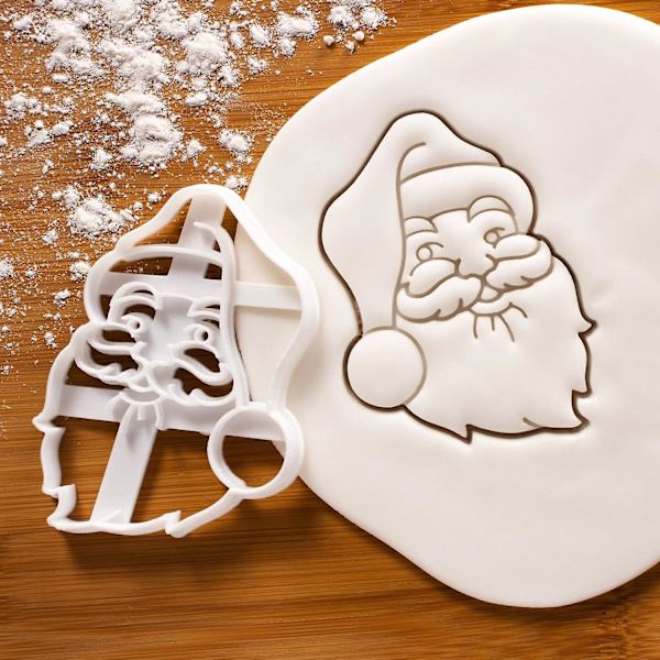 Pepperkakeform i form av julenissen - Tilsett et muntert preg på julebaksten din  (FMY)